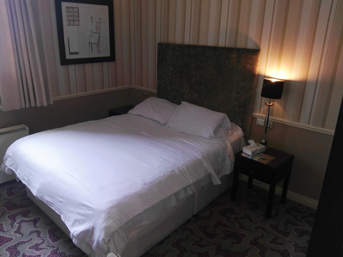 Naas Court Hotel Eksteriør billede