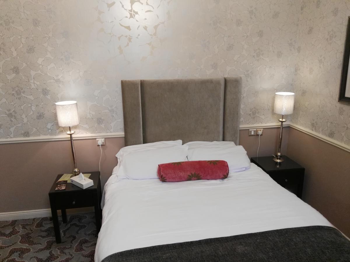 Naas Court Hotel Eksteriør billede